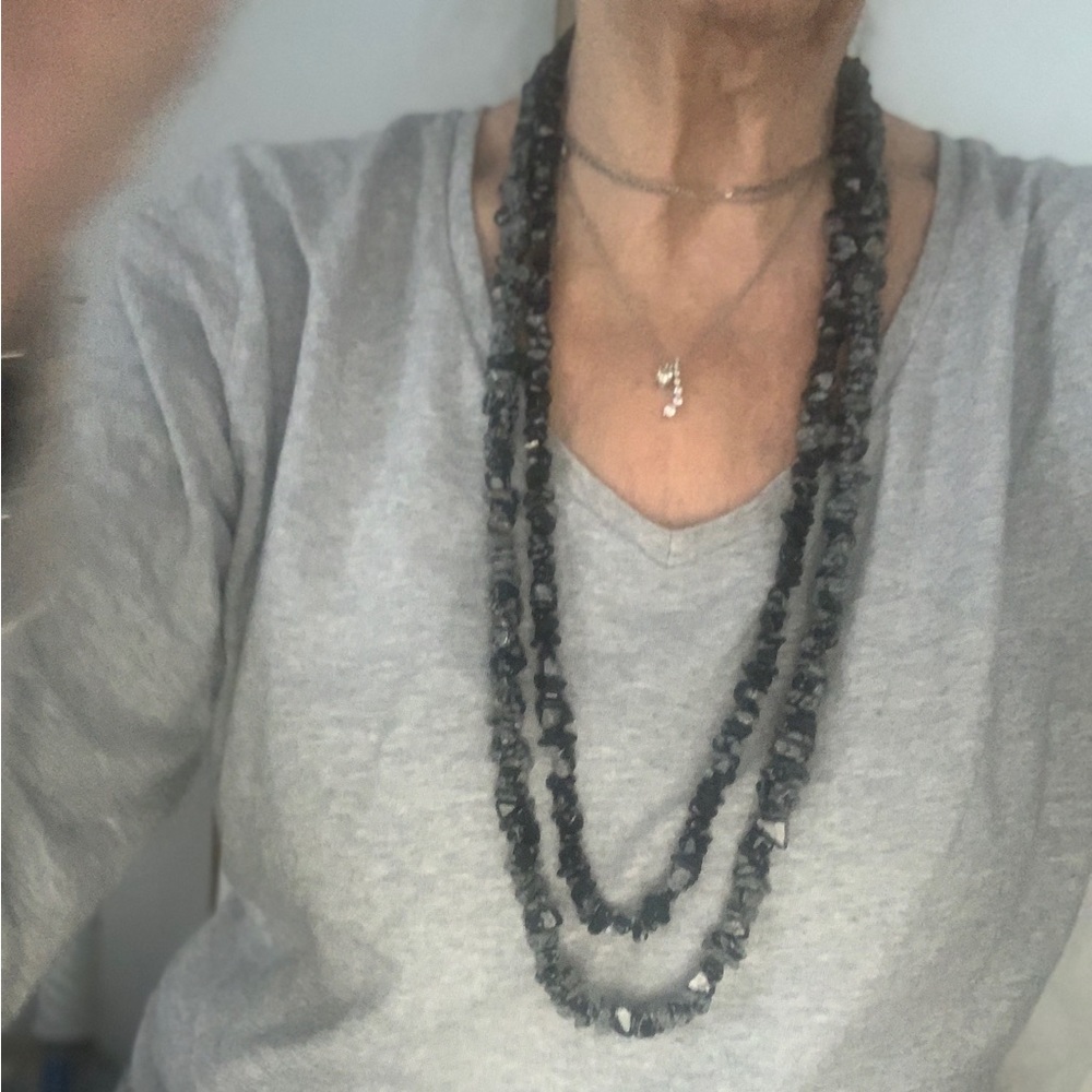 2 Single Hematite(?) Stand Necklaces. - image 3